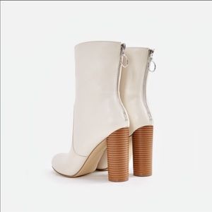 Just Fab Estrella cream heel boots size 9